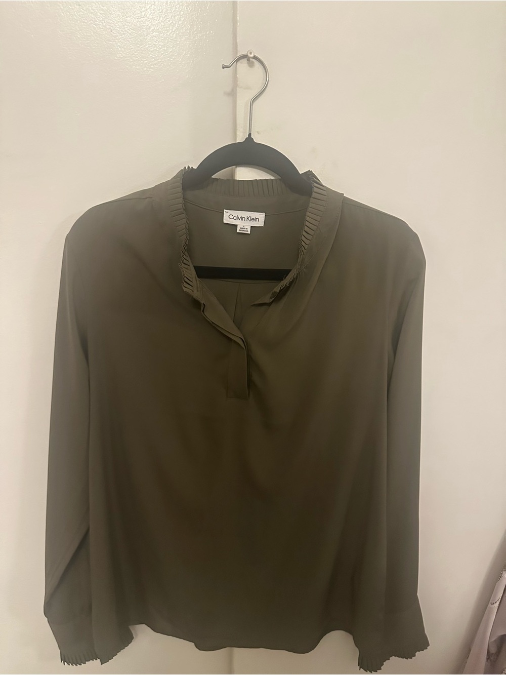 Calvin Klein Olive Ruffle-Trim Long Sleeve Blouse